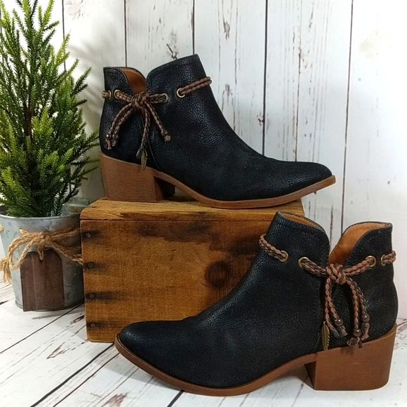 groove Shoes - Black Groove Calli Boho Tie Ankle Booties 7.5